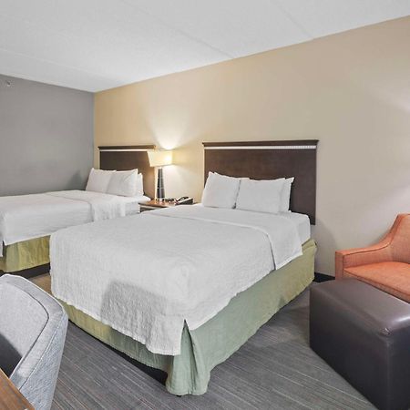 Hampton Inn Atlanta-Удсток Екстериор снимка