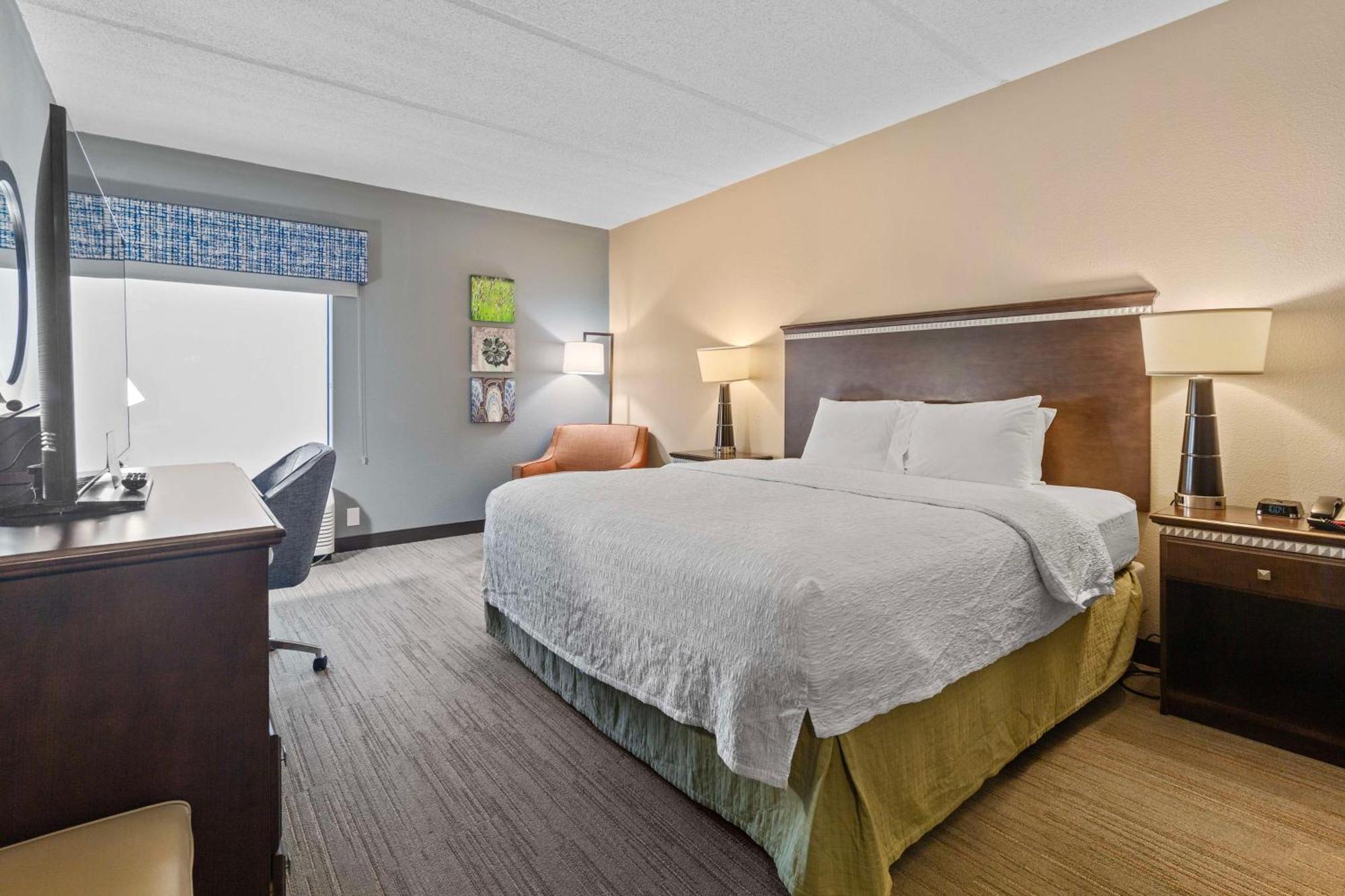 Hampton Inn Atlanta-Удсток Екстериор снимка