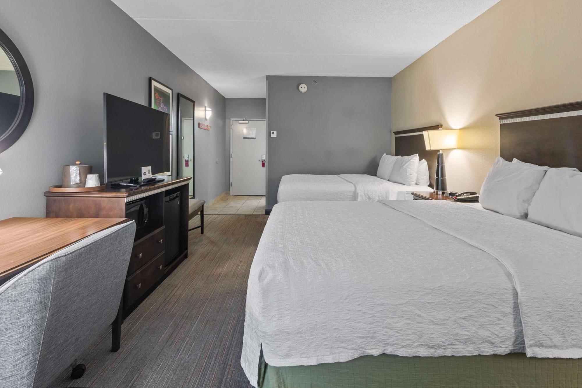 Hampton Inn Atlanta-Удсток Екстериор снимка