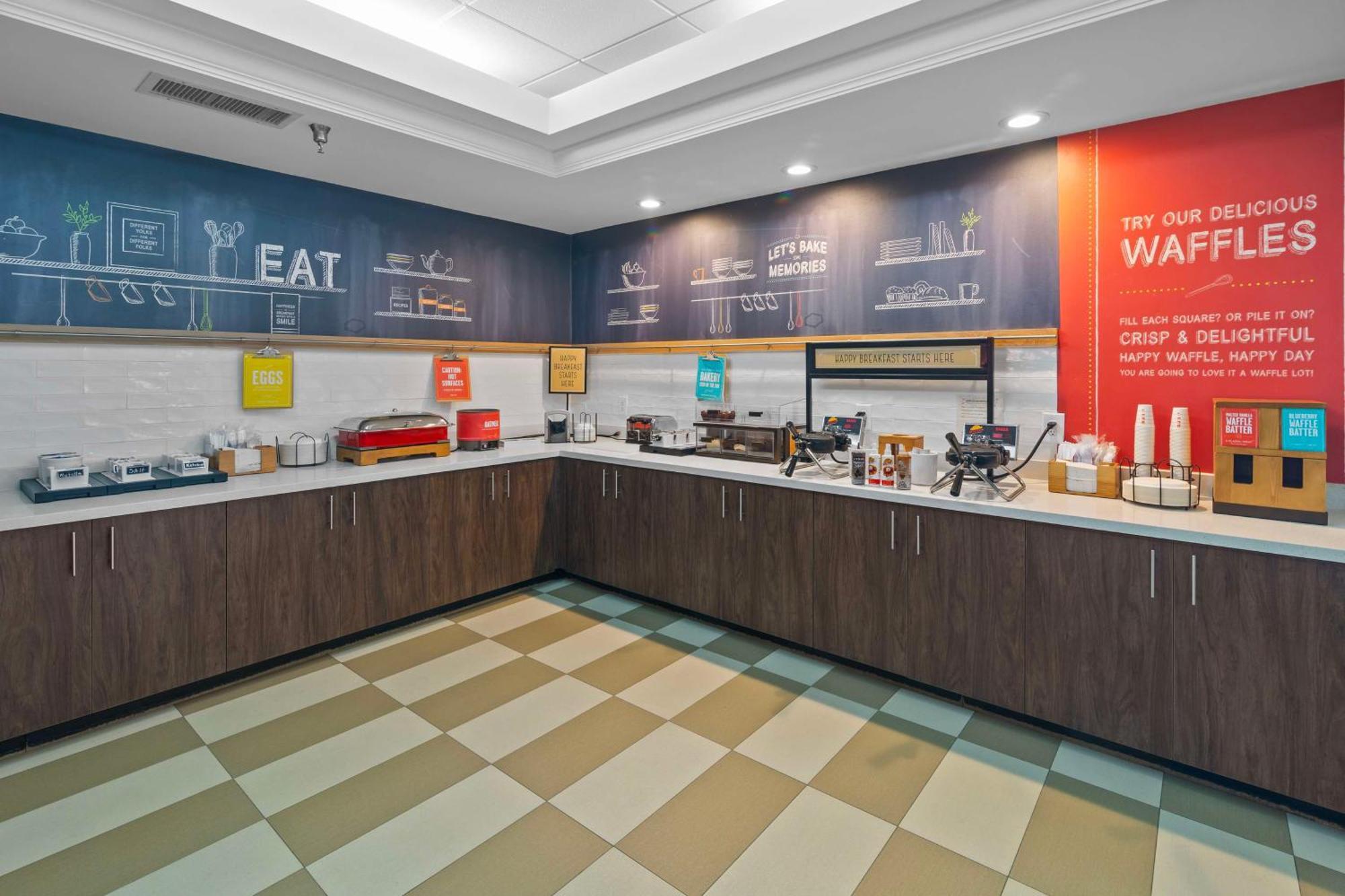 Hampton Inn Atlanta-Удсток Екстериор снимка