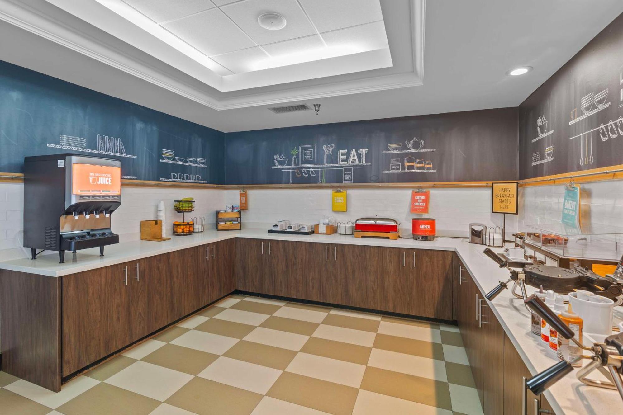 Hampton Inn Atlanta-Удсток Екстериор снимка