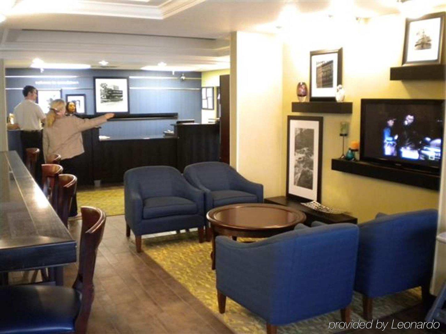 Hampton Inn Atlanta-Удсток Интериор снимка